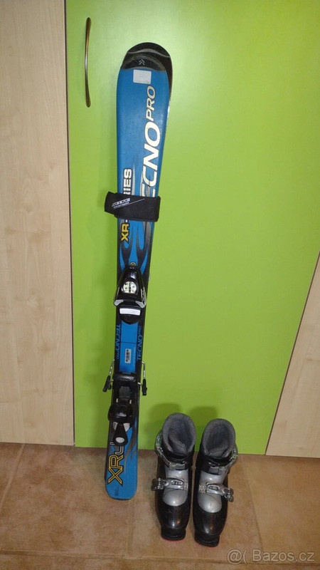 XR Tecno lyže s vázáním, délka 109 cm+lyžáky stélka 22,5 cm.