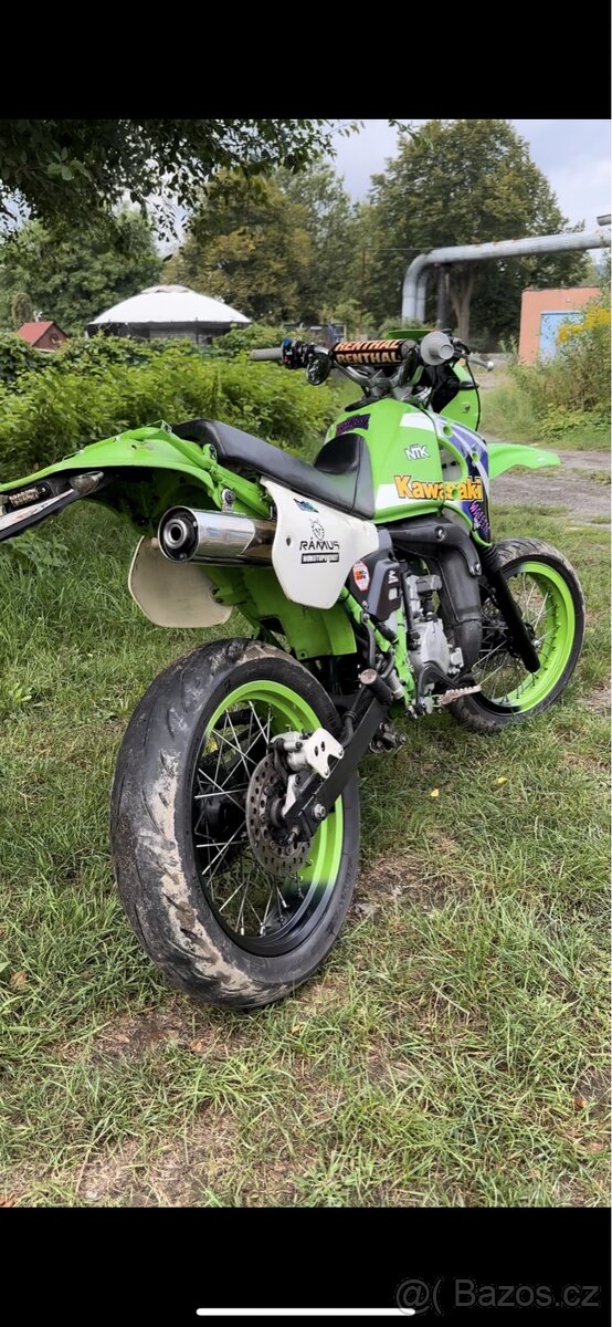 Kawasaki kmx 125