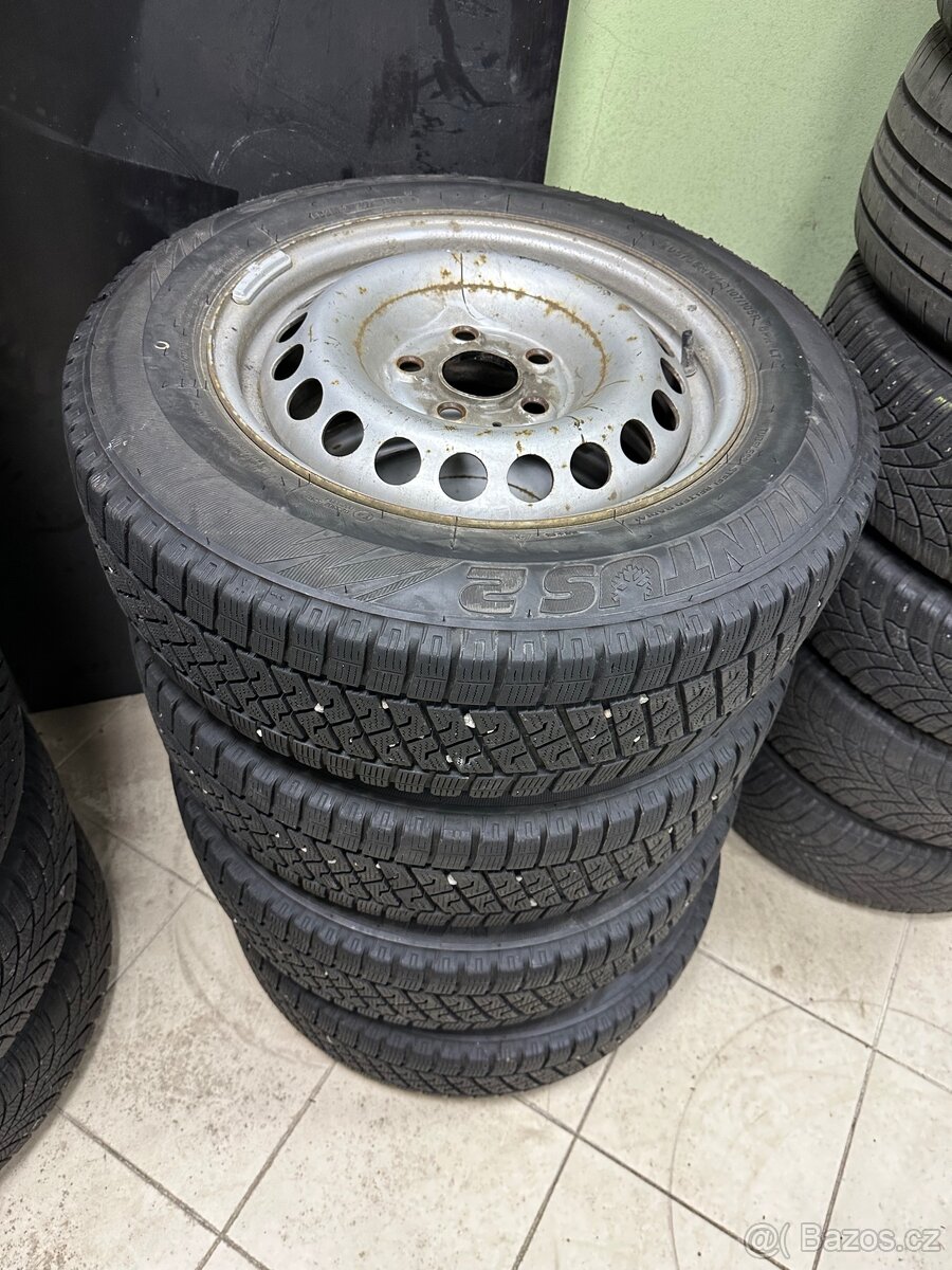 KOLA DISKY VW T5 5X120 205/60 R16C ZIMNÍ