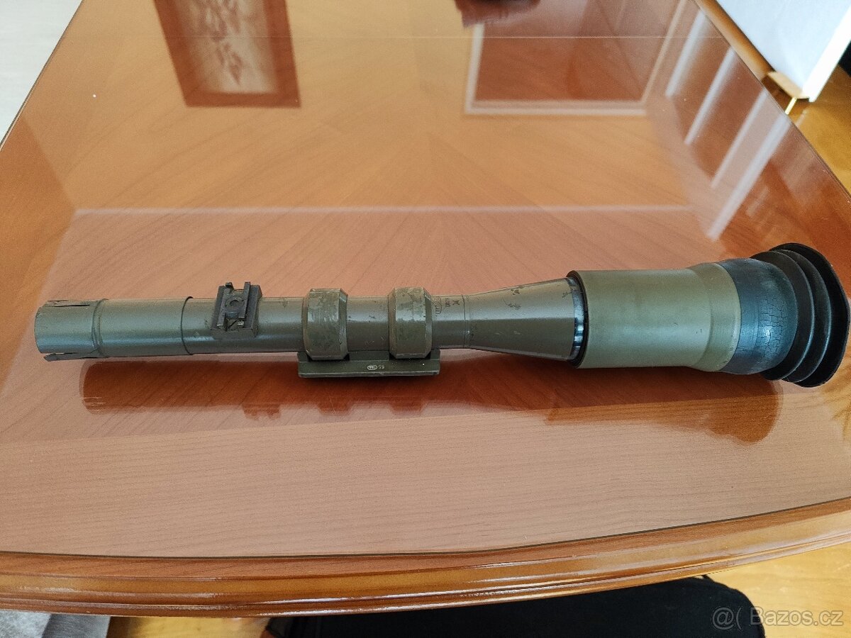 Zaměřovač „Meopta 3 x 8° vz 47“