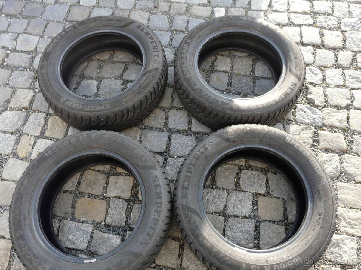 ZIMNÍ PNEU 185/60R15 , 84T ,SEMPERIT