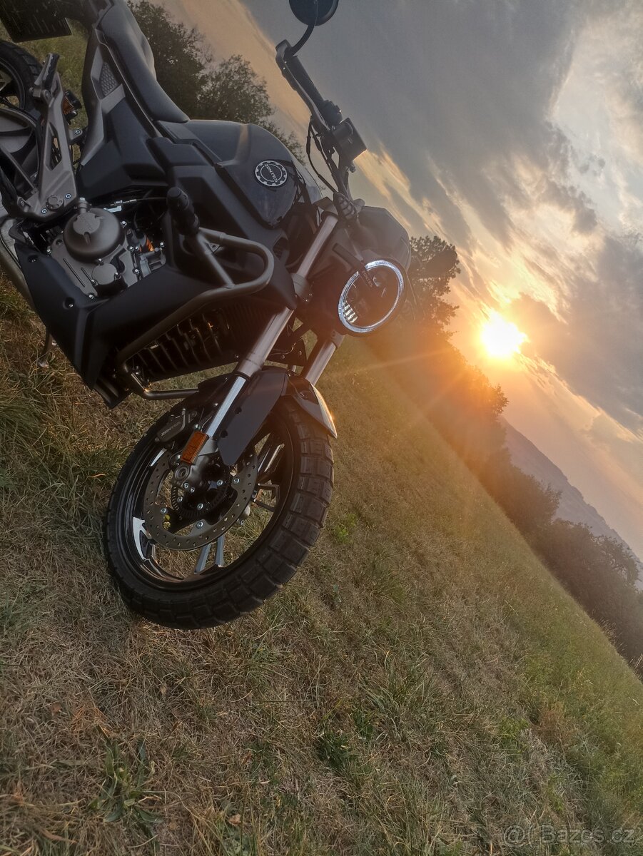 Zontes 125ccm scrambler