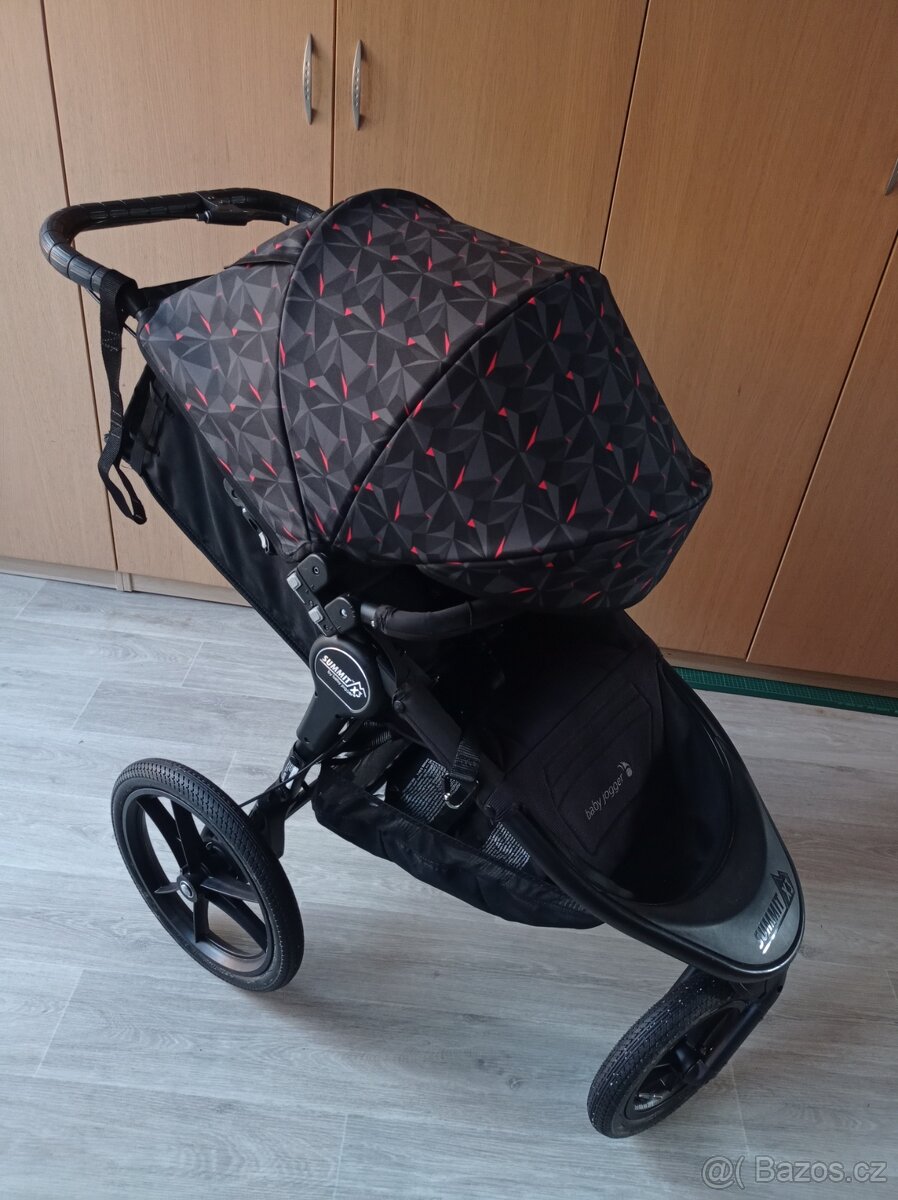 Stříška na Baby Jogger summit x3, nové k odeslání