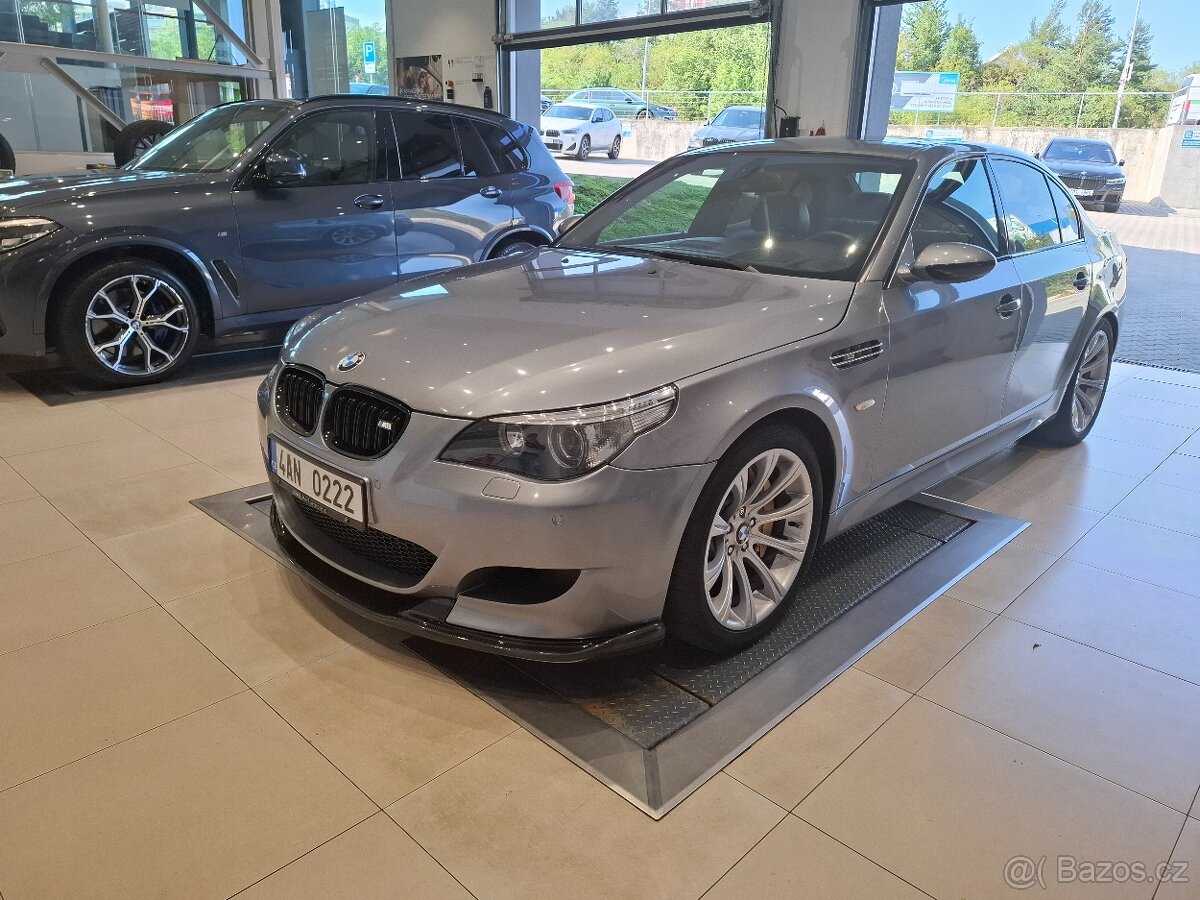 BMW M5 E60 top stav, ČR