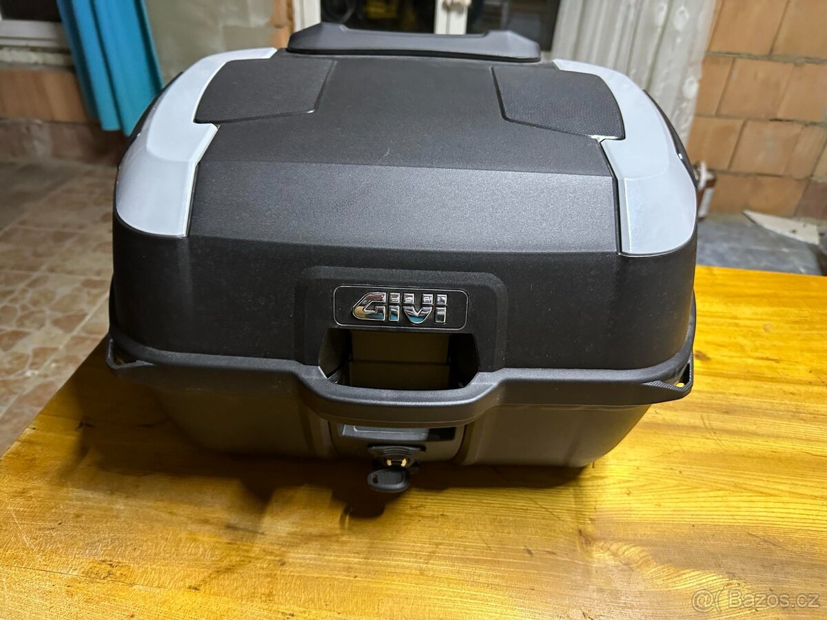 Topcase Givi 45l