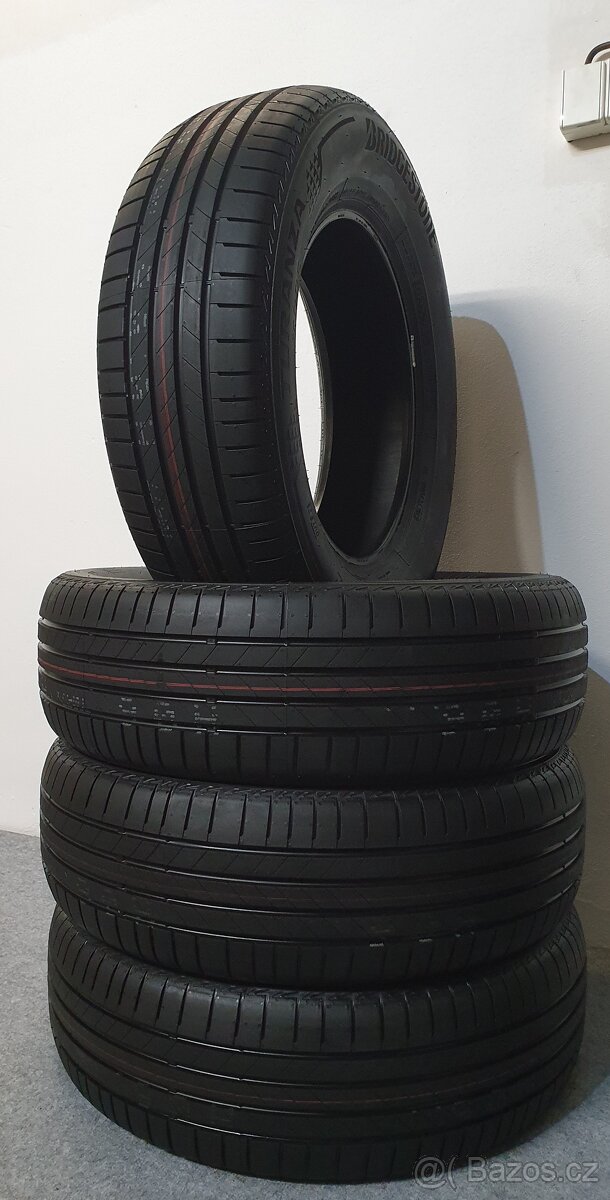 4x "NOVÉ" 215/65 R16 Letí pneu Bridgestone Turanza T005