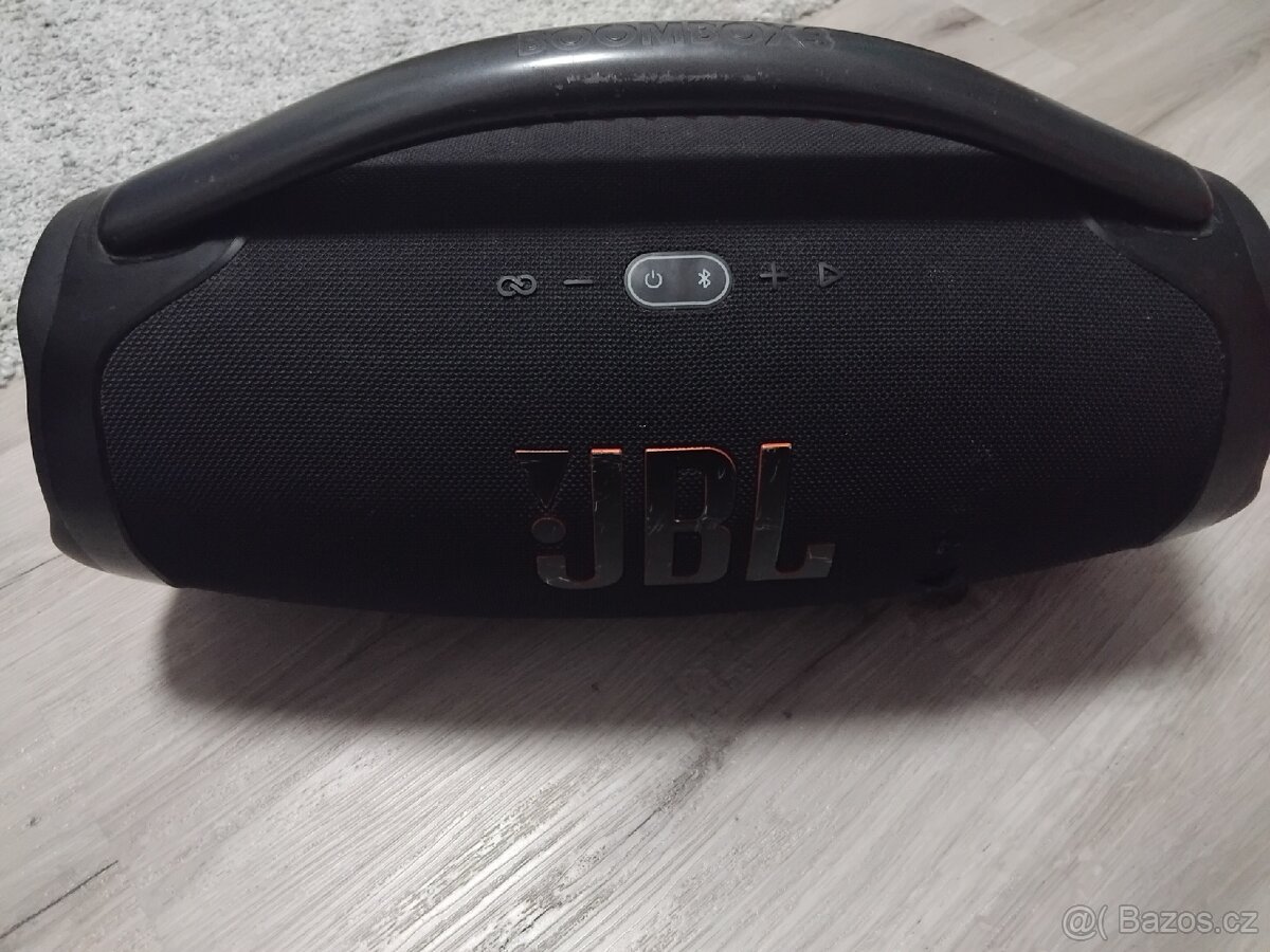 JBL Boombox 3