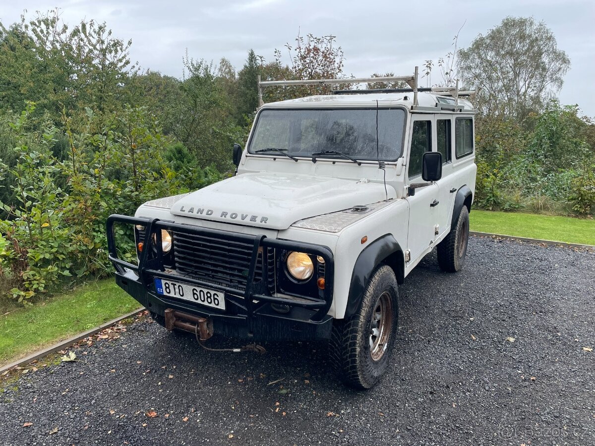 Land Rover Defender 110. 2.4 TD 90kW. 4x4. Rv 2008