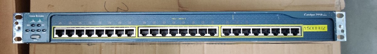 Switch Cisco Catalyst 2950, 24x10/100