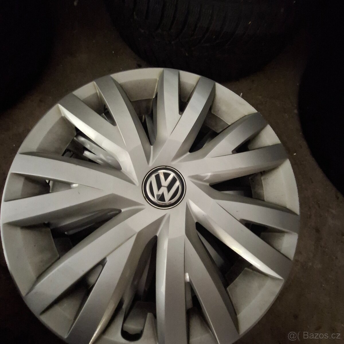 Prodám poklice z VW golf r16