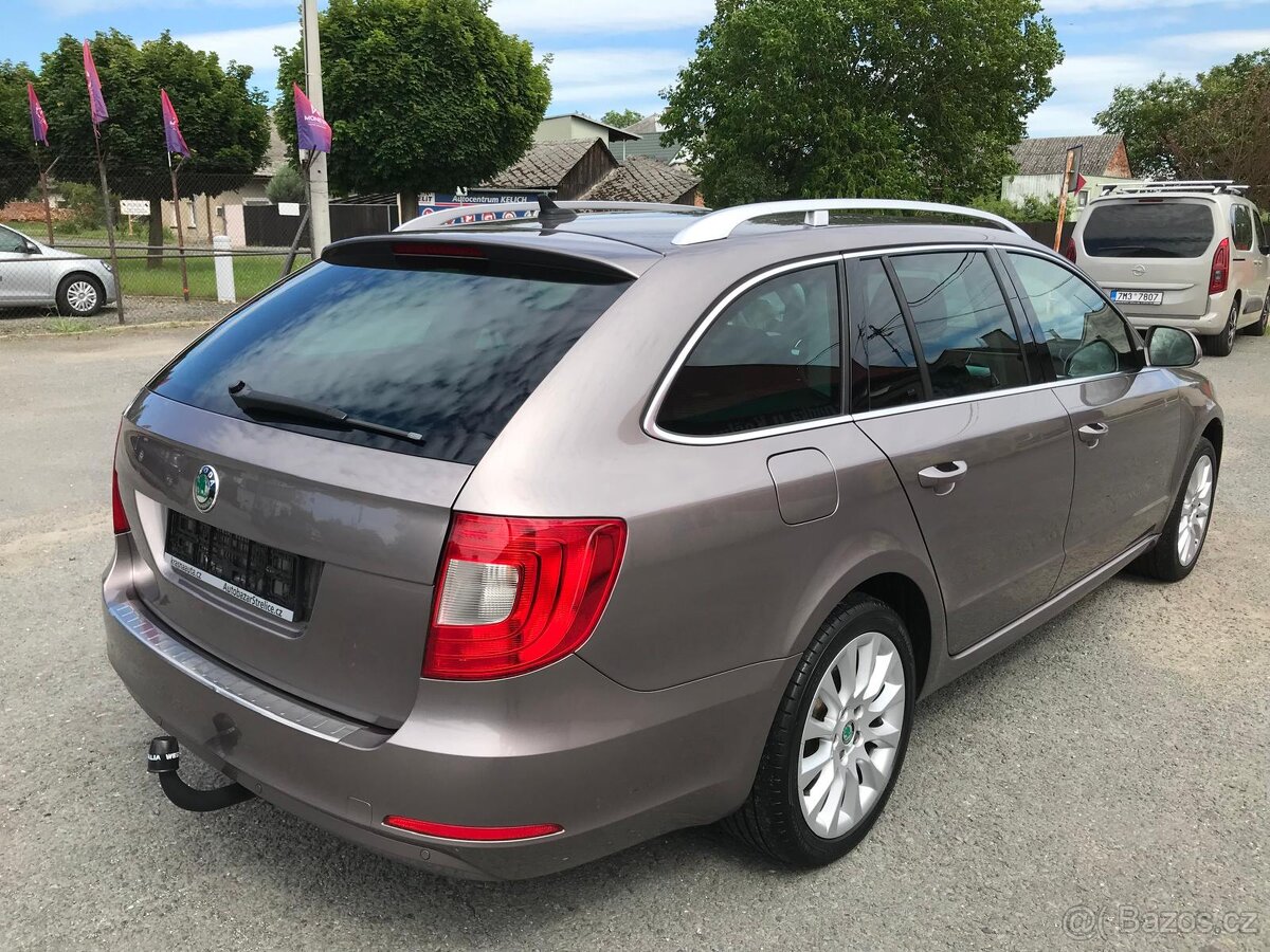 ŠKODA SUPERB 2.0 TDI DSG SERVISNÍ KNIHA