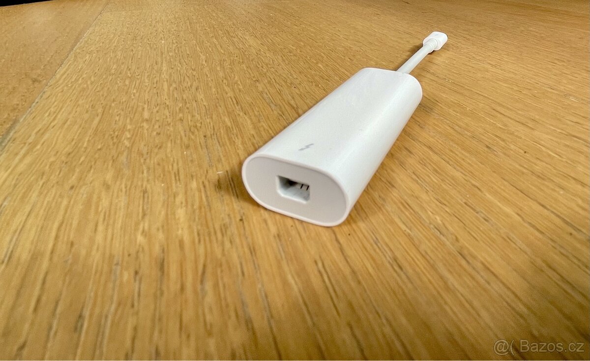 Apple USB-C Thunderbolt 3 to Thunderbolt 2 Adapter