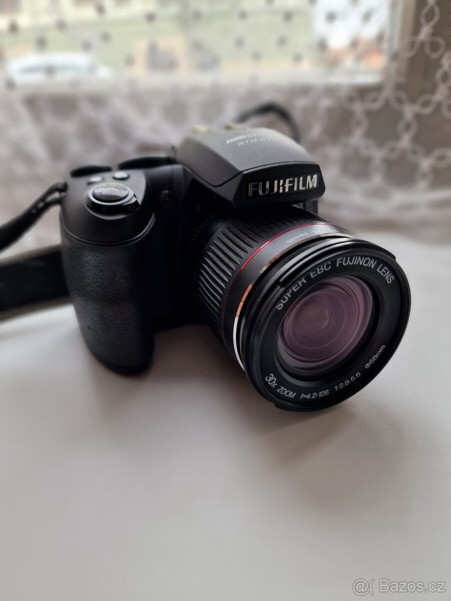 FujiFilm FinePix HS 20 exr