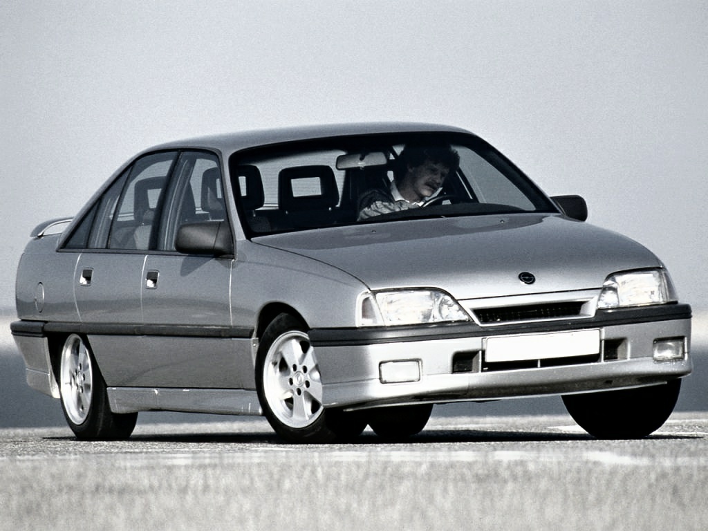 Opel Omega A 2.0i 85KW první model 1987