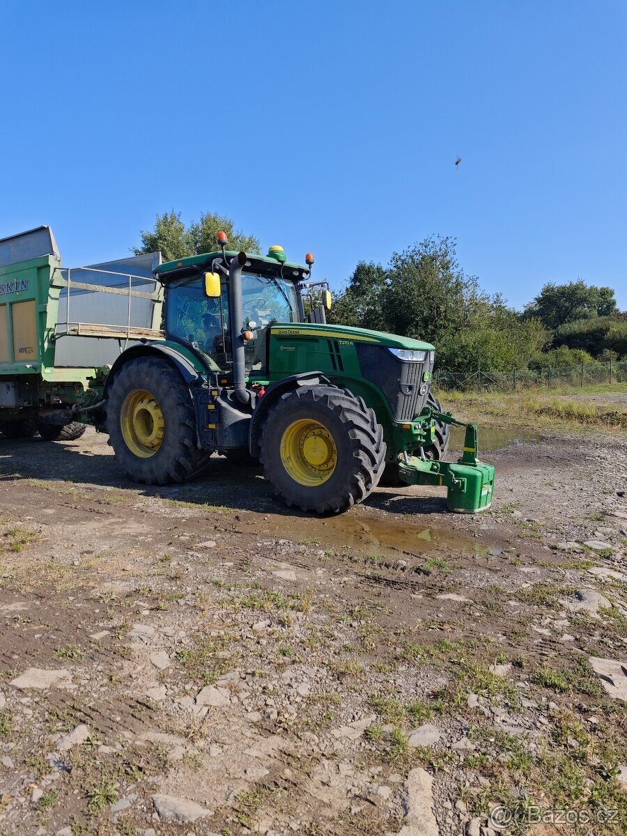 Predám traktor John Deere 7270R , prevodovka AutoPowr,