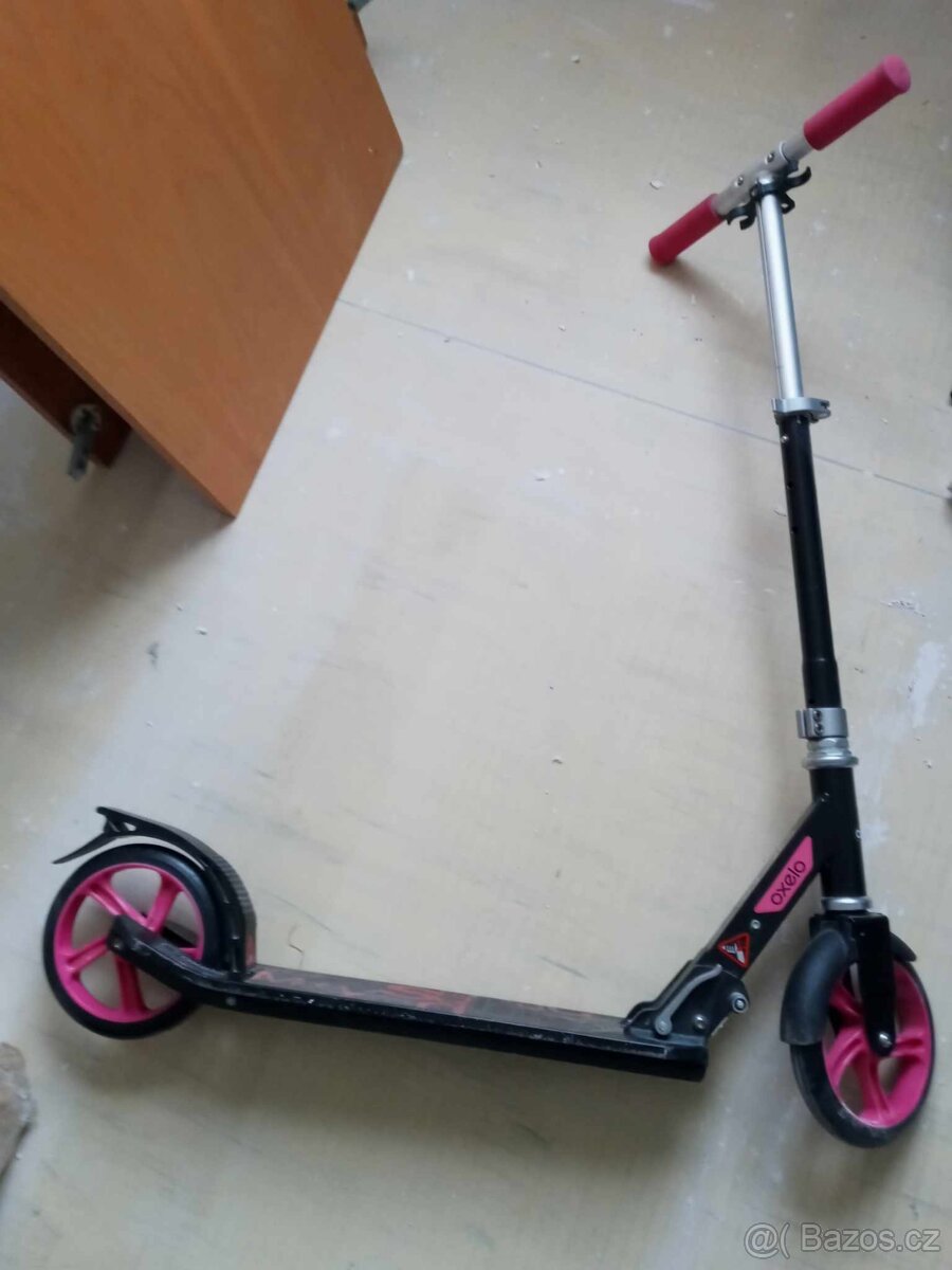 Koloběžka Oxelo Mid 7 Urban mobility