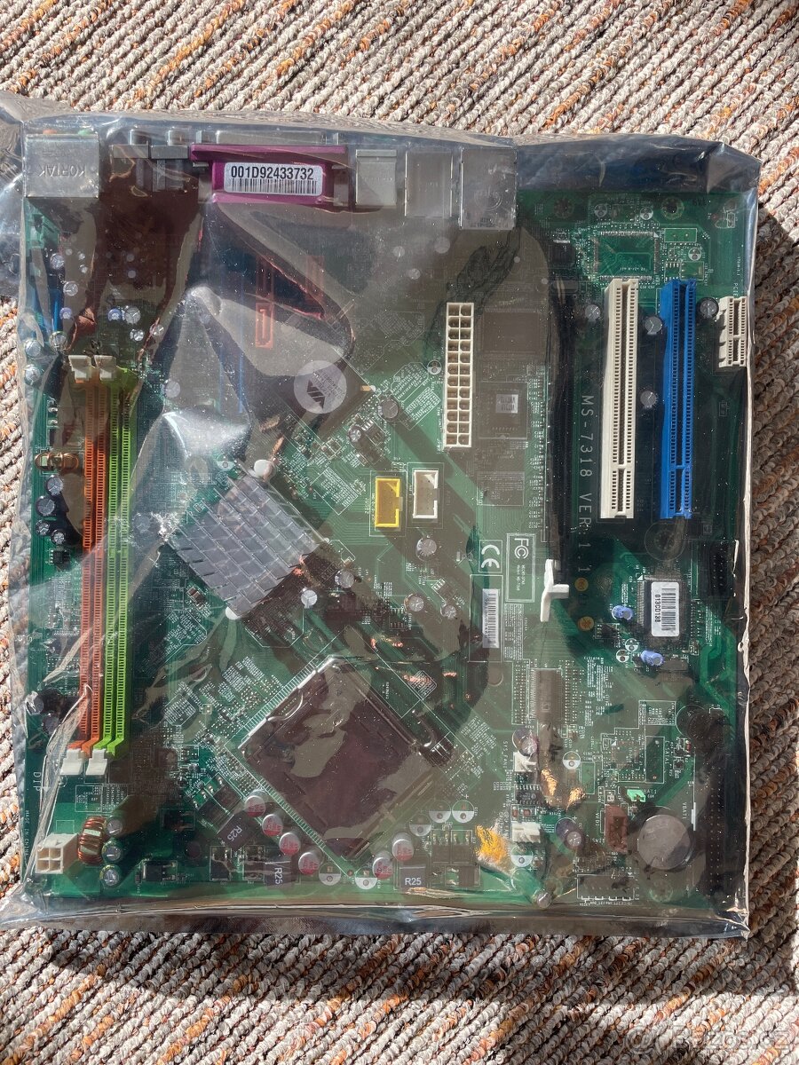 Nová základní deska, Motherboard MS - 7318