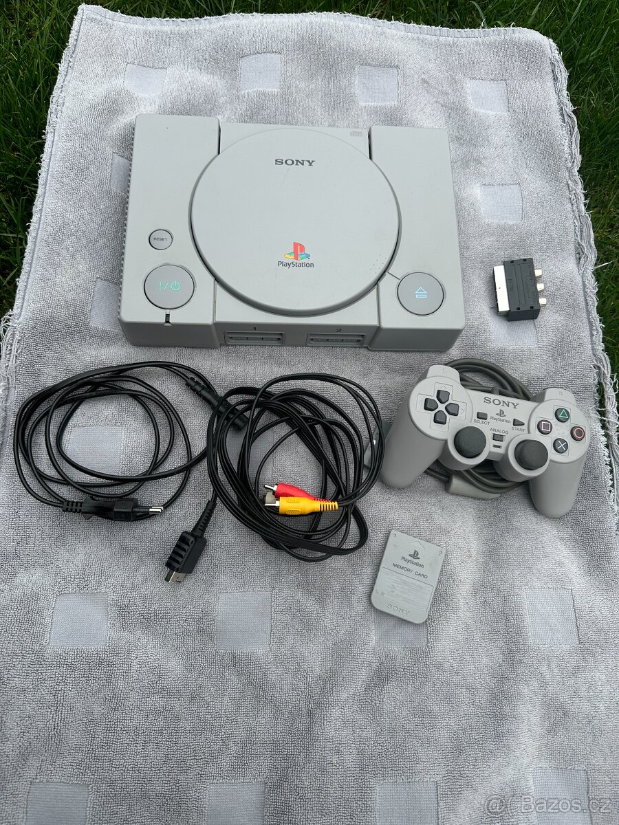 PLAYSTATION 1 SCPH 7502 FAT