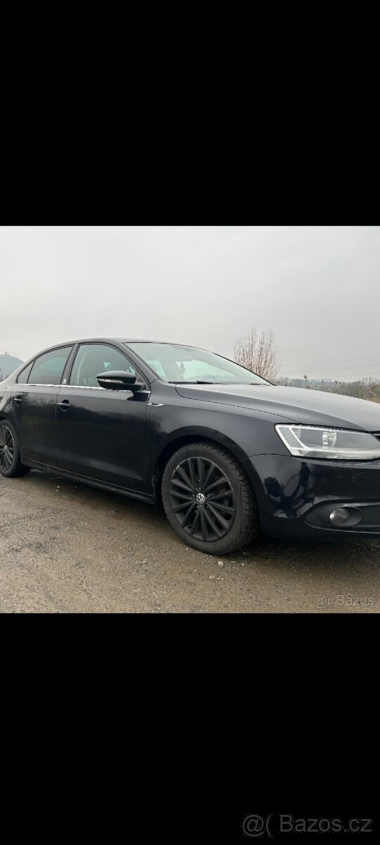 Volkswagen jetta 2012 1,2 tsi 77kw