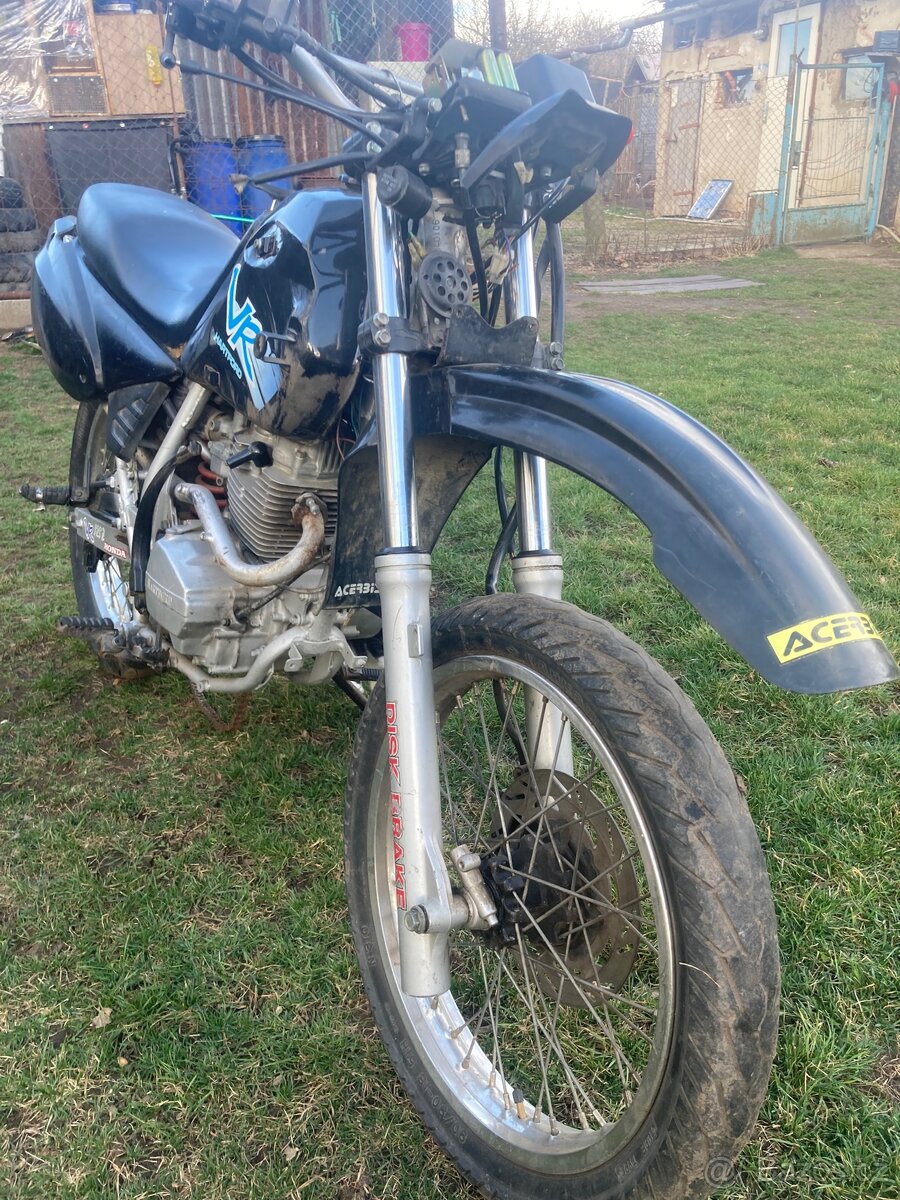 Honda vr 125 z