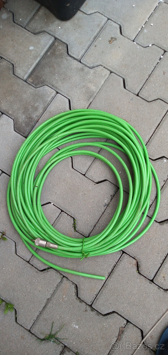 Koax kabel zeleny