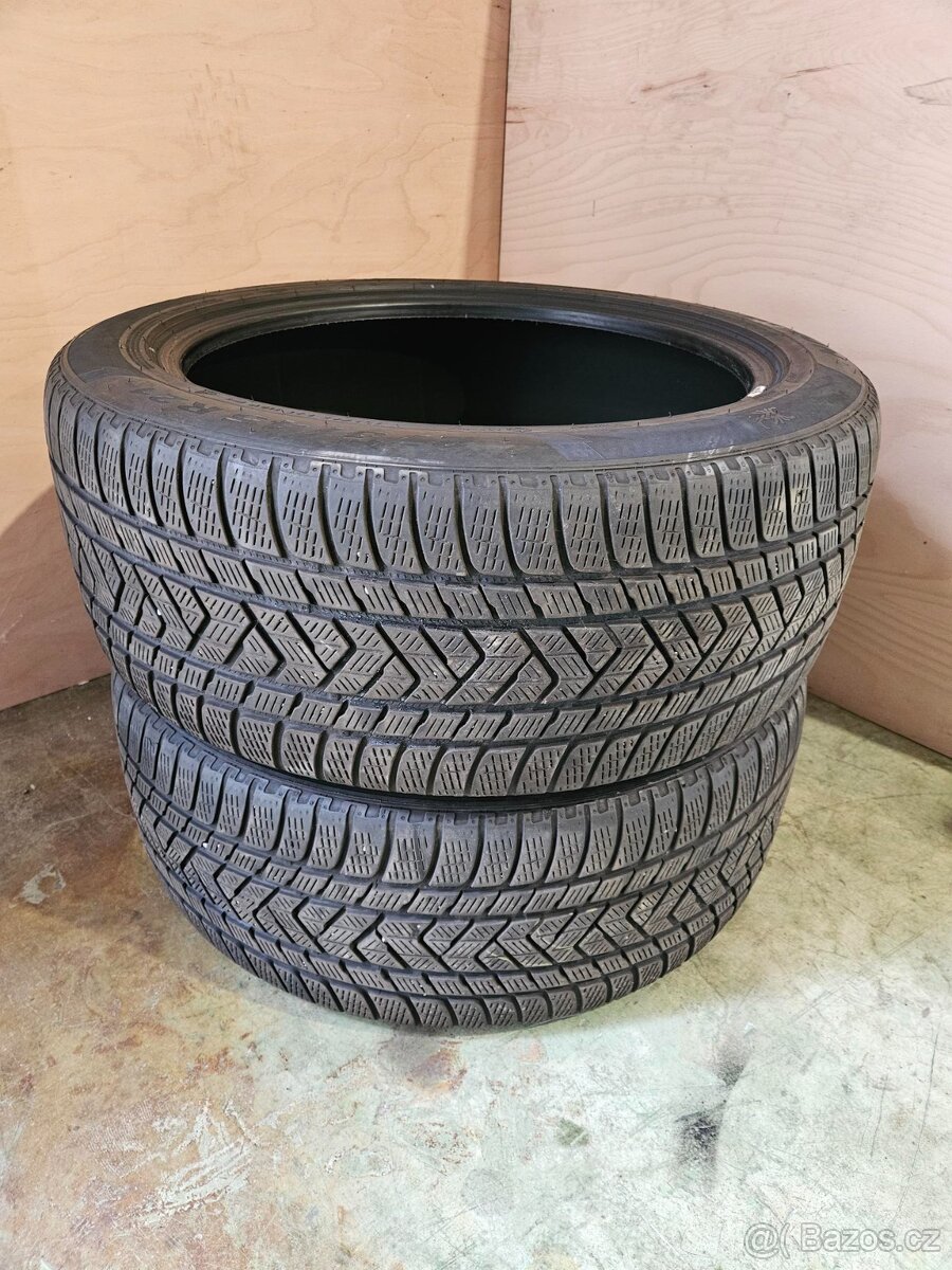 ZIMNÍ PNEU PIRELLI 275/45/21  275/45 R21 110V 2KS (1396T)