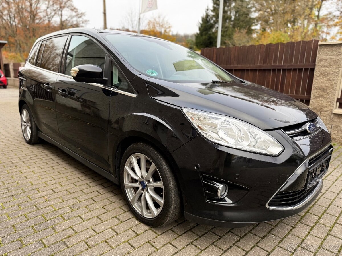 FORD GRAND C-MAX 1,6 TDCi 85KW,7 MÍST,SERV. KNÍŽKA