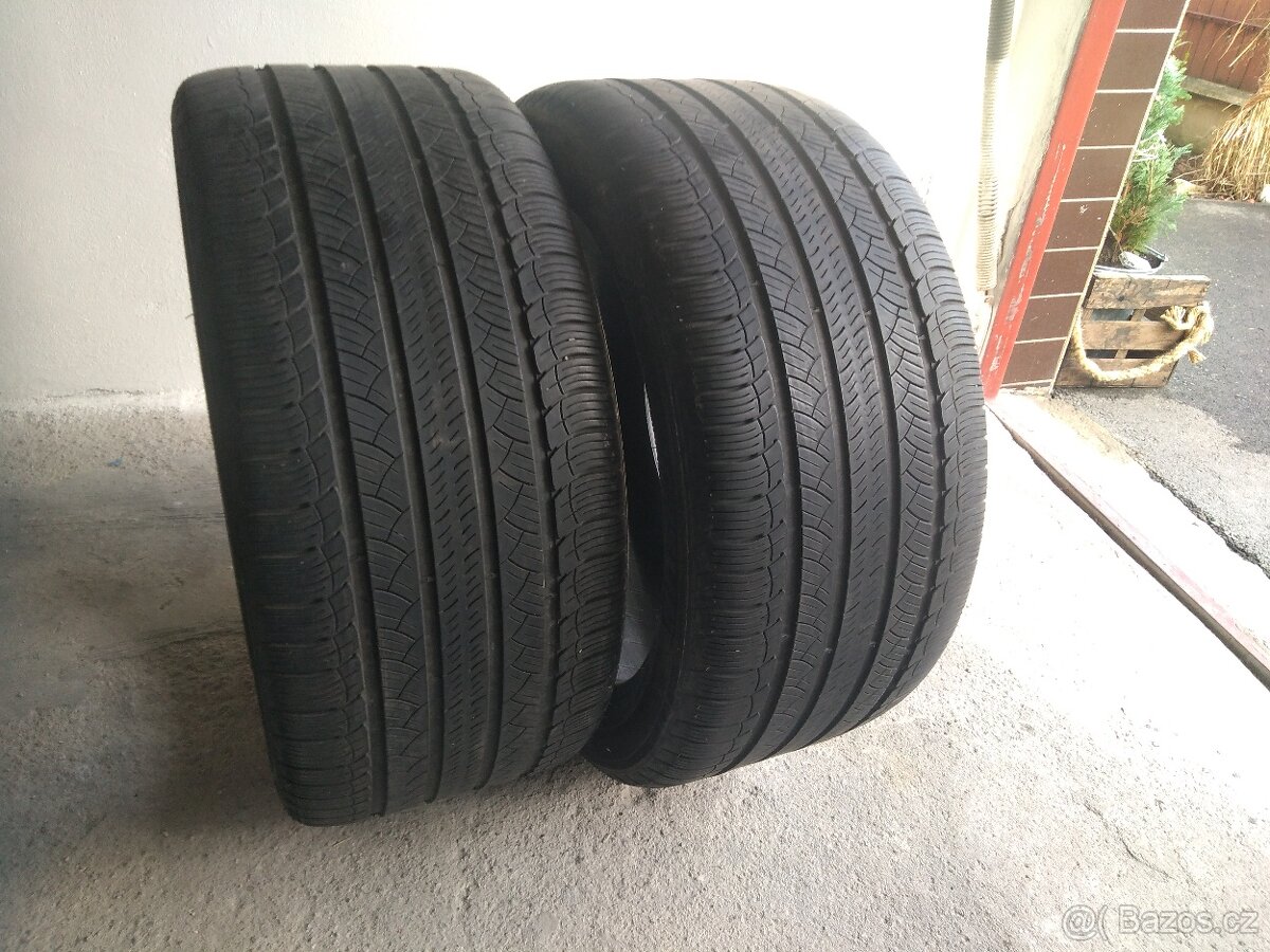 Prodám 2 pěkné letní gumy Michelin 295/40 R20