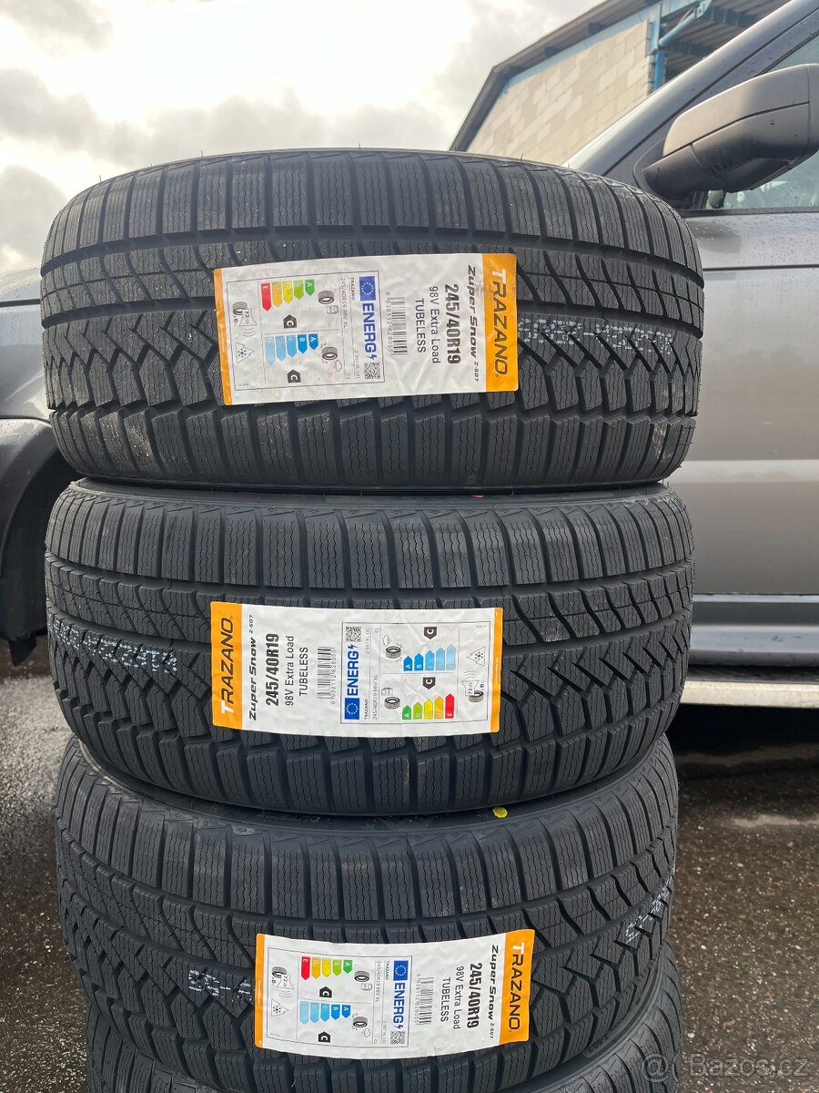 ROK 2024 NOVÉ 245/40/19 245 40 19 245/40r19 R19