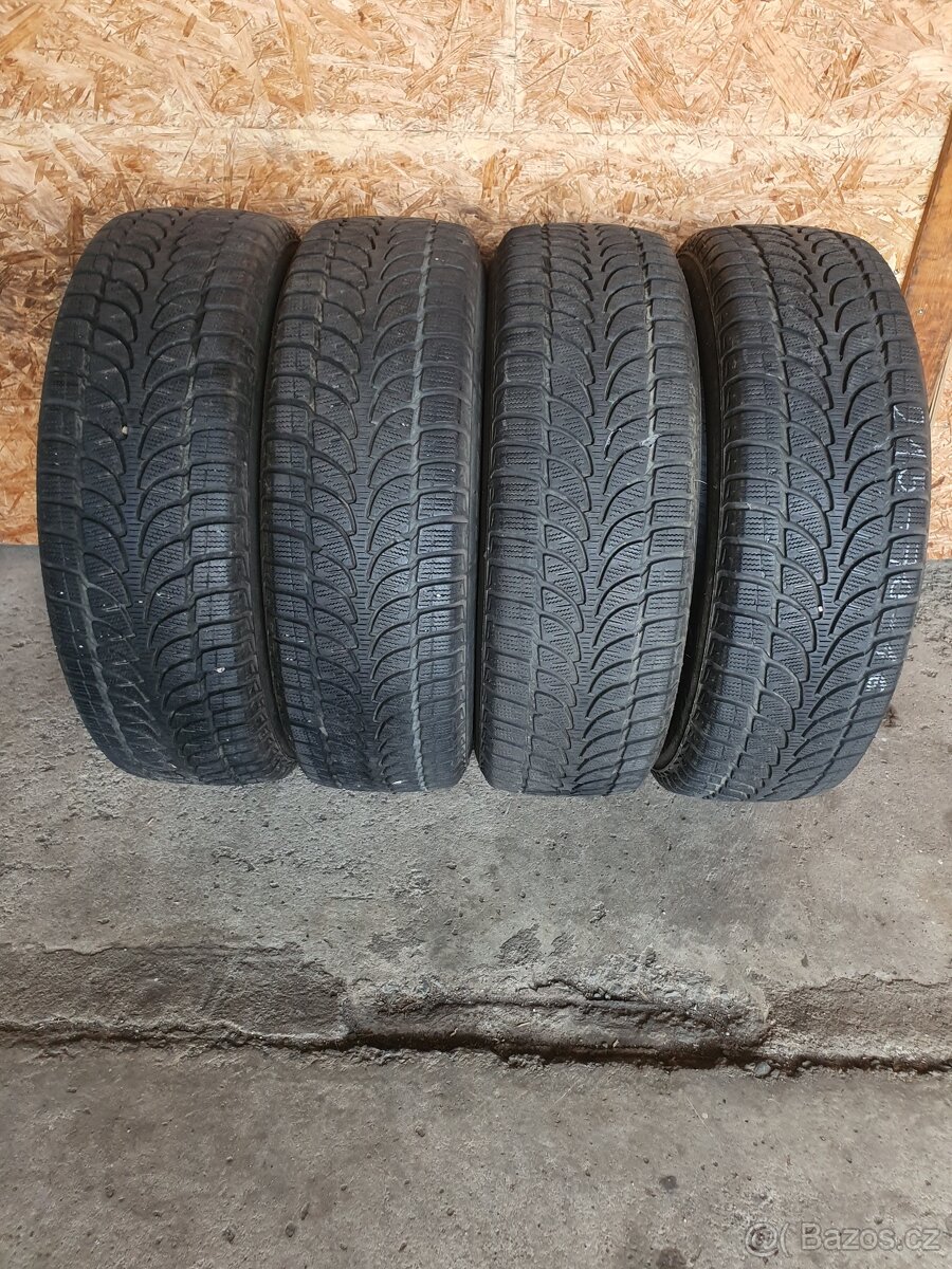 215 70 r 16 vzorek 7mm R16 215/70 215/70r16 zimní pneumatiky