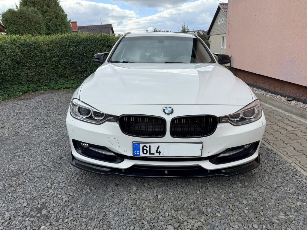 BMW 328i F31 touring Sportline, 115tkm, manuál 6q, původ ČR