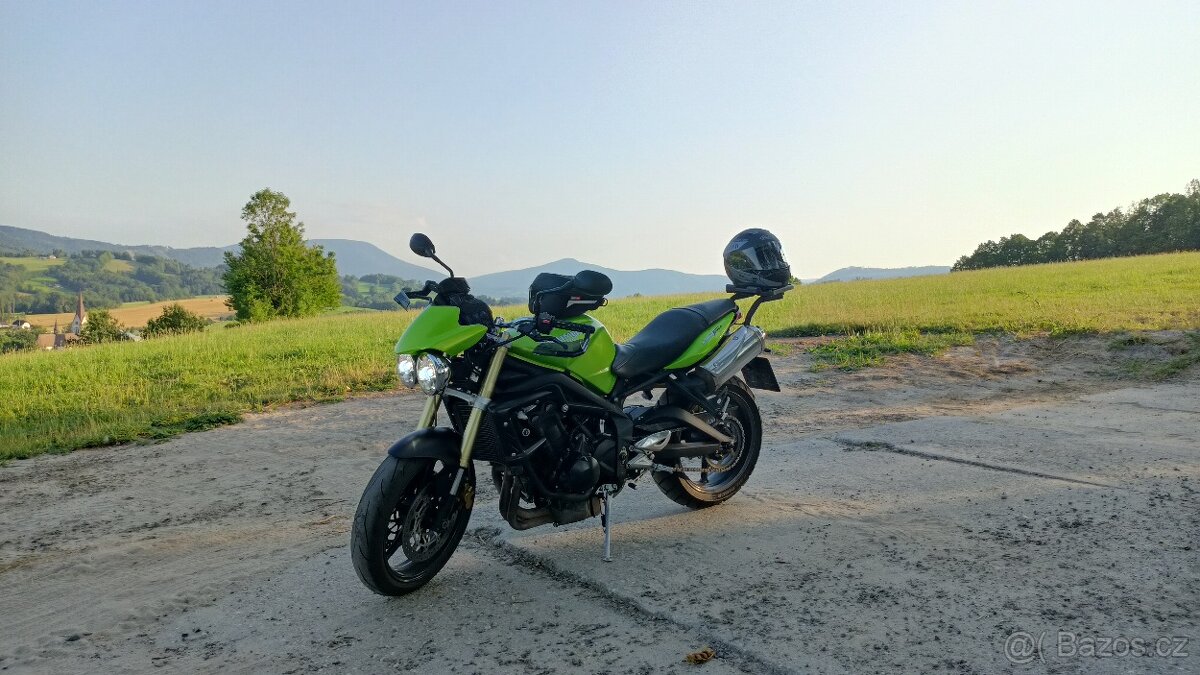 Triumph street triple 675