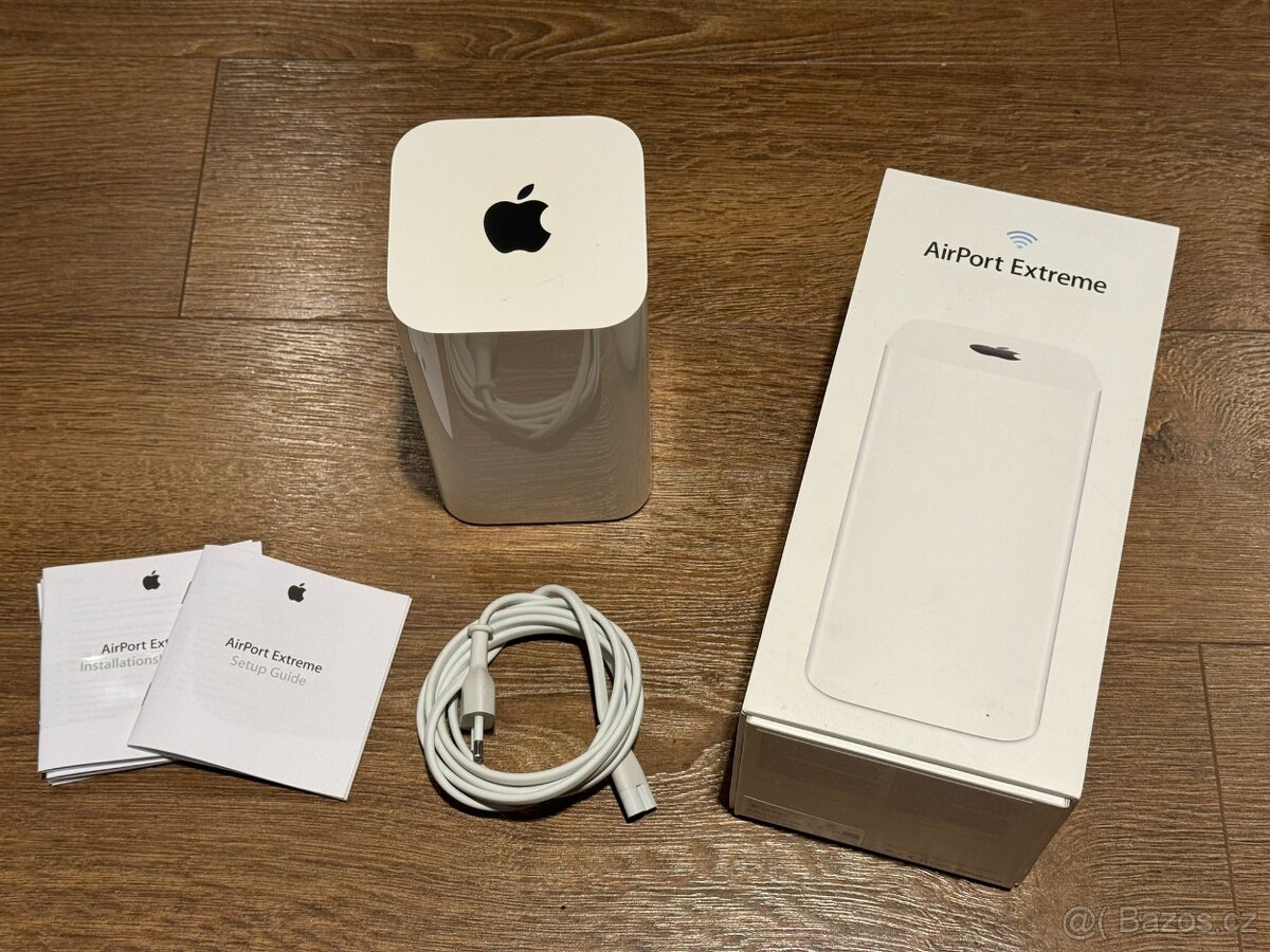 Apple Airport Extreme router