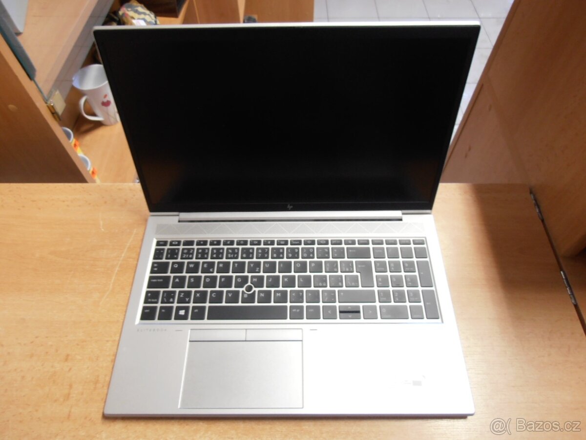 HP EliteBook 855 G8