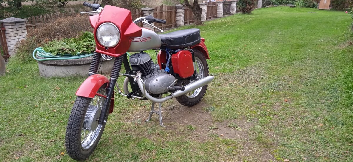 JAWA 250