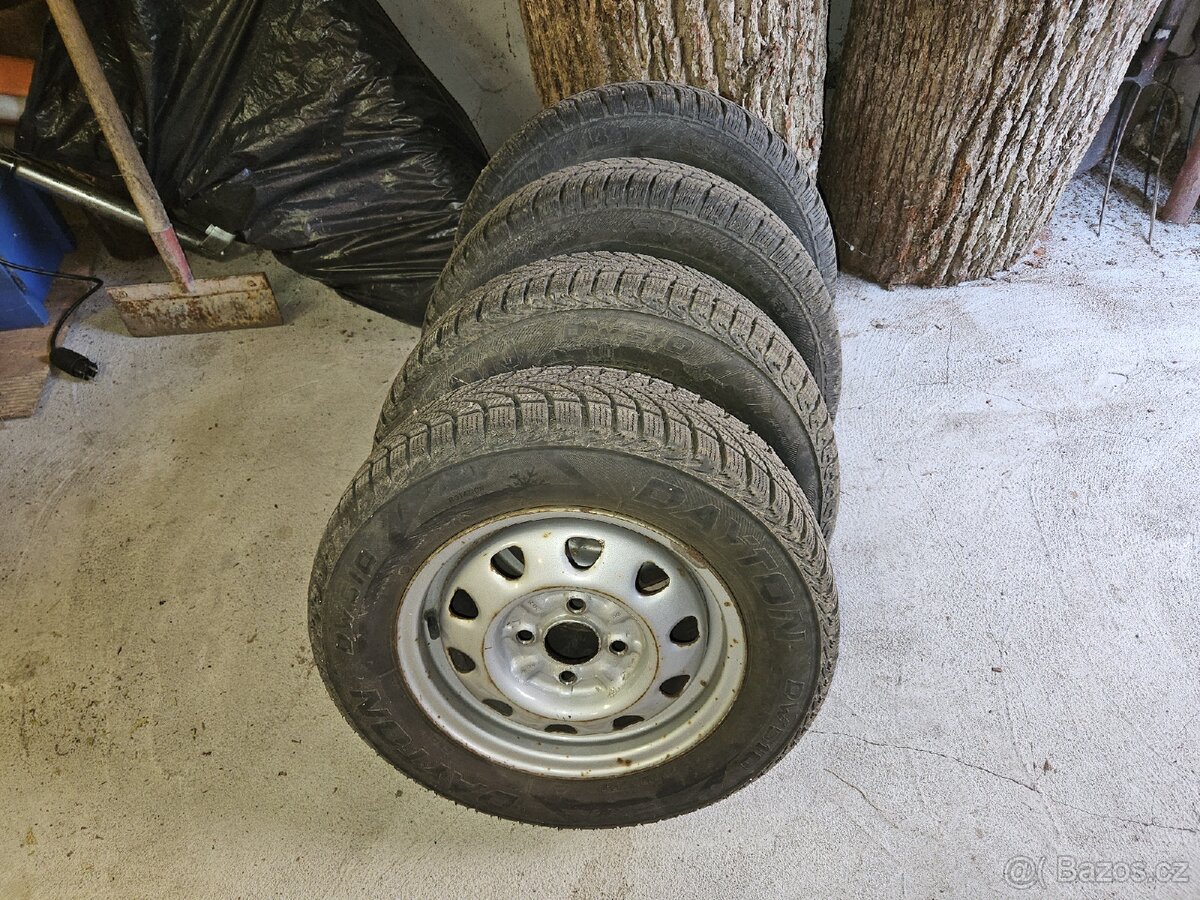 Pneu 165/70 R13