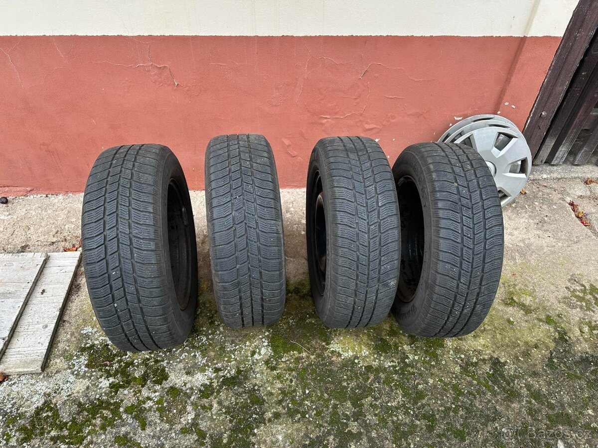 SADA ZIMNÍ PNEU + disky 196/65 R15 Barum