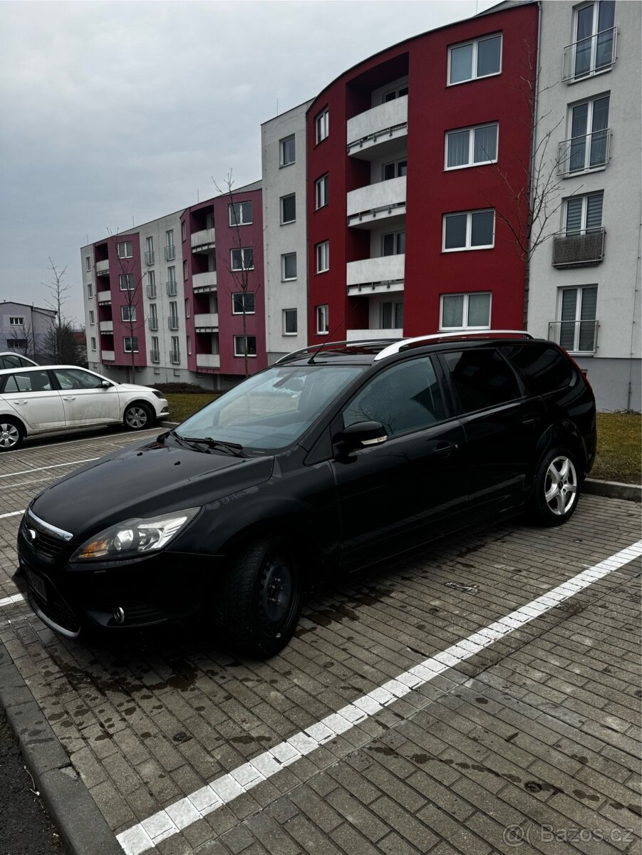 Ford focus 2.0 benzin / 107 kw 2009 bez Stk