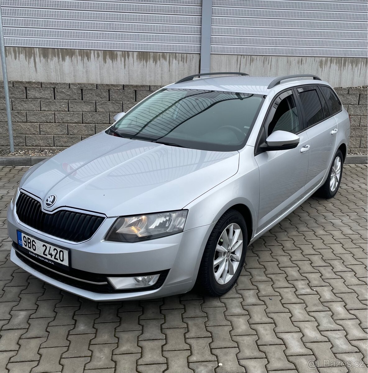 Škoda Octavia III //1,6Tdi / 77kw / klima / DSG