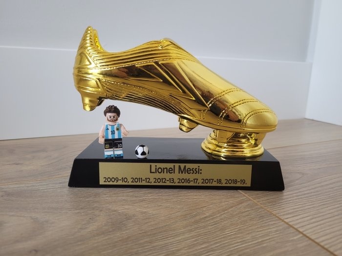 Lionel Messi - Zlatá kopačka + Lego figurka Messi Argentina