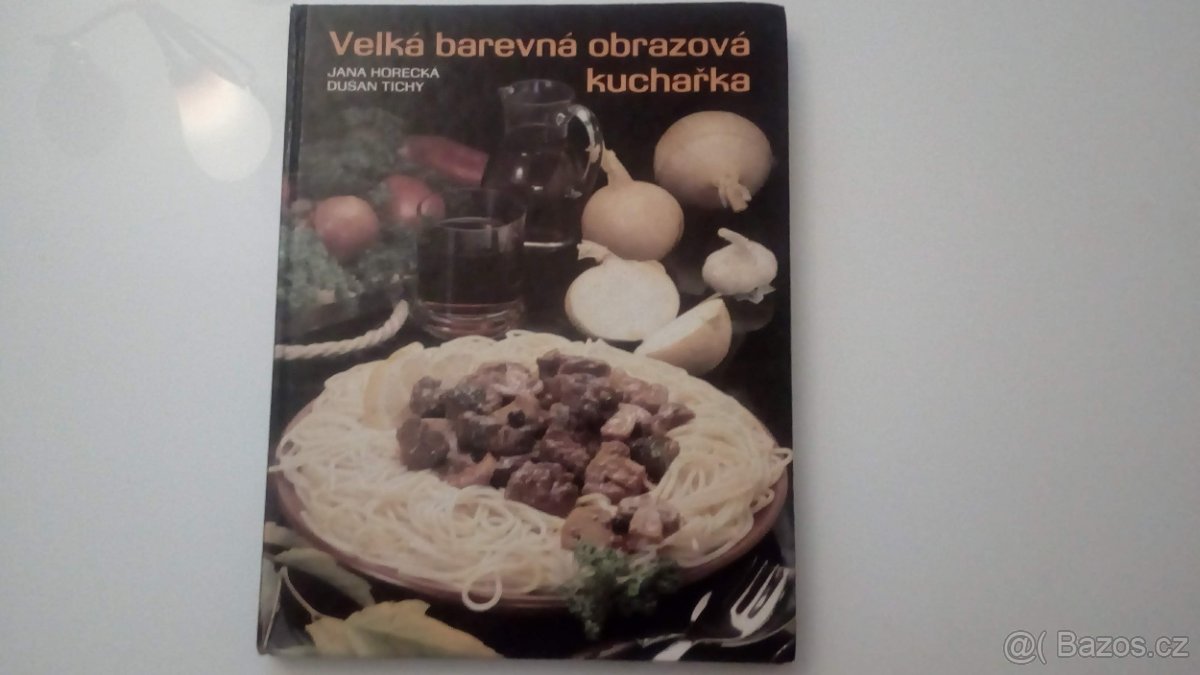 Velká Barevná Obrazová kuchařka (Retro - 1990)