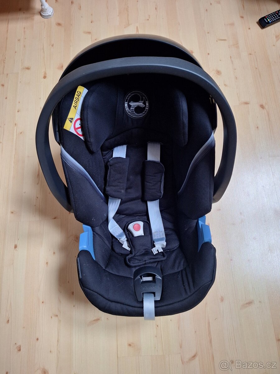 Cybex Aton 5 +