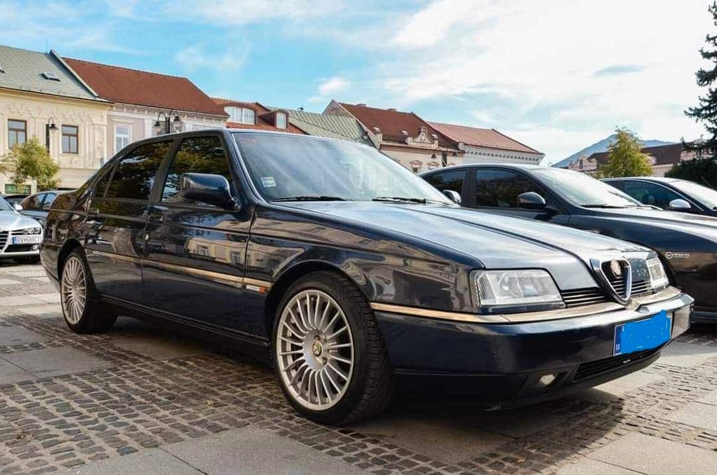 Alfa Romeo 164