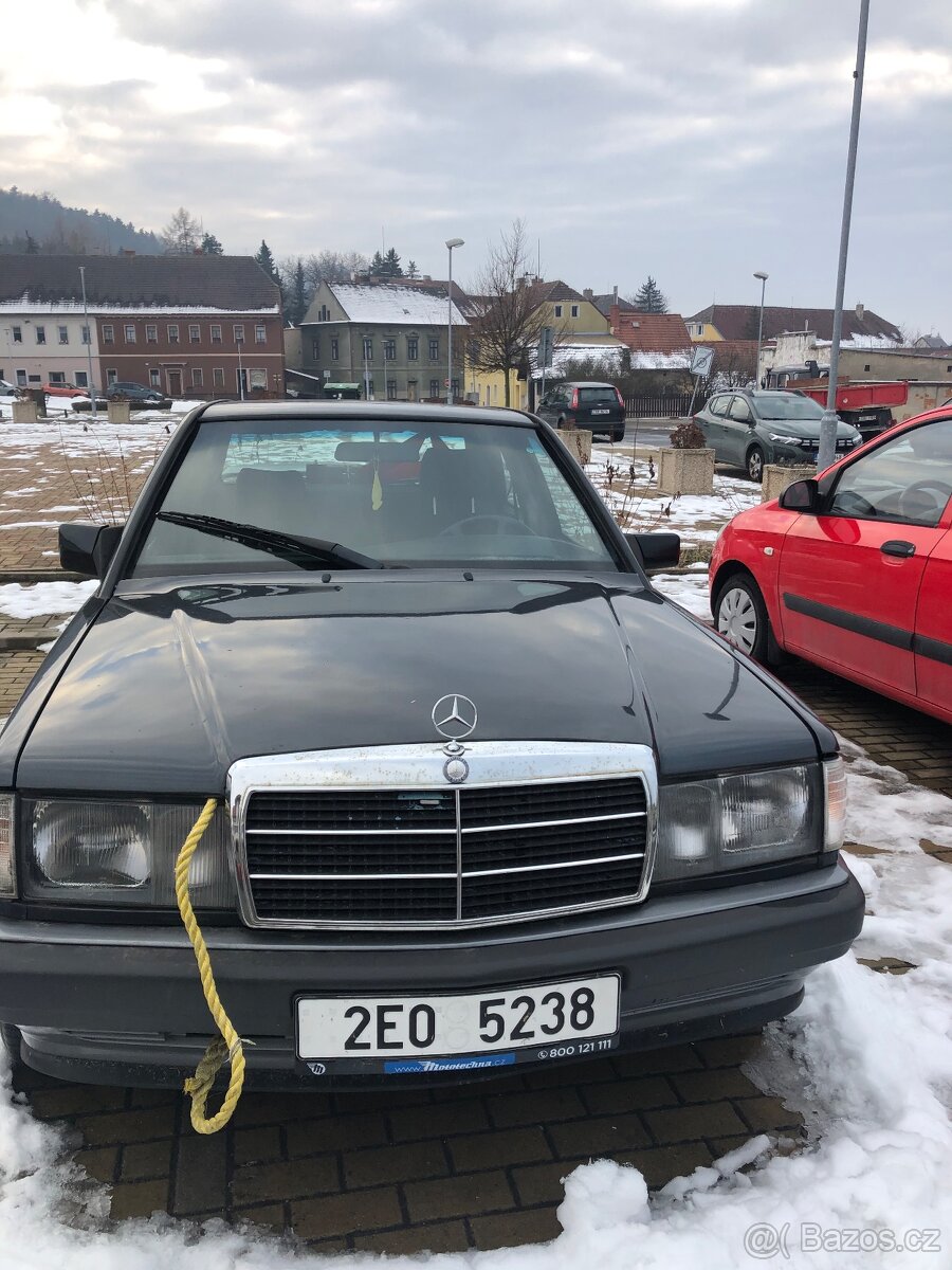 Mercedes benz 190E