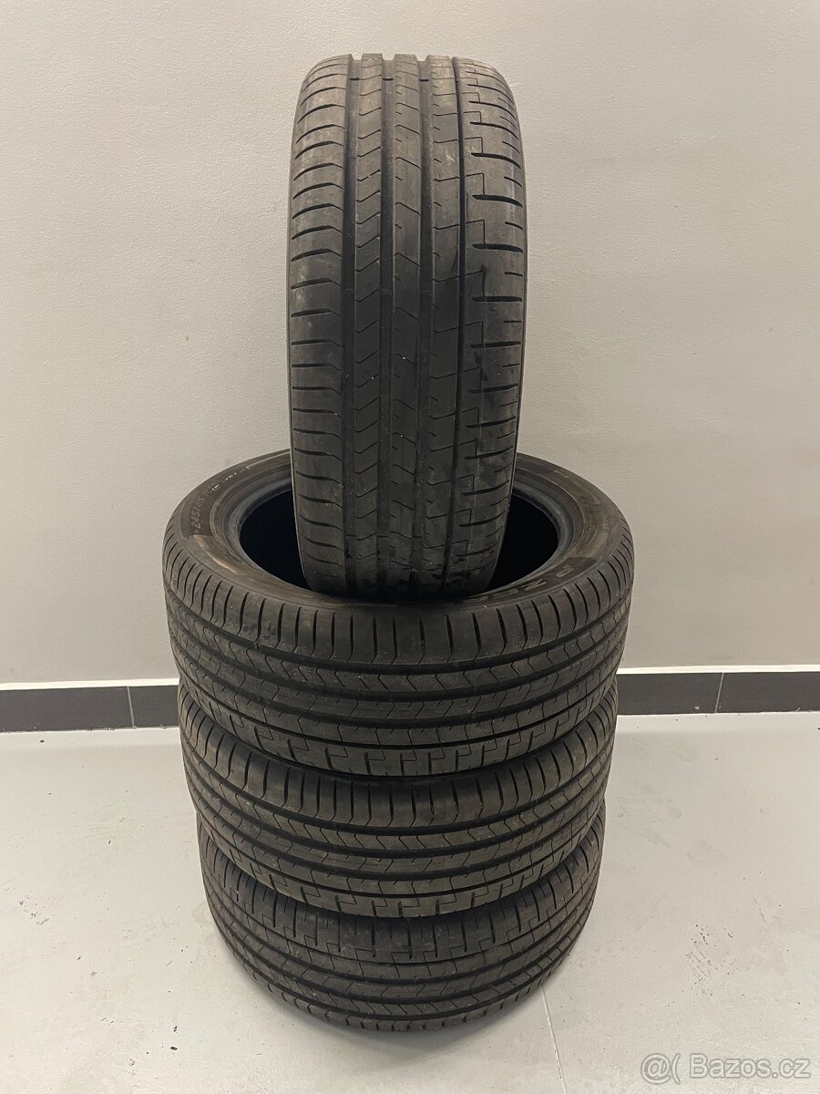 Pirelli 245 45 r19