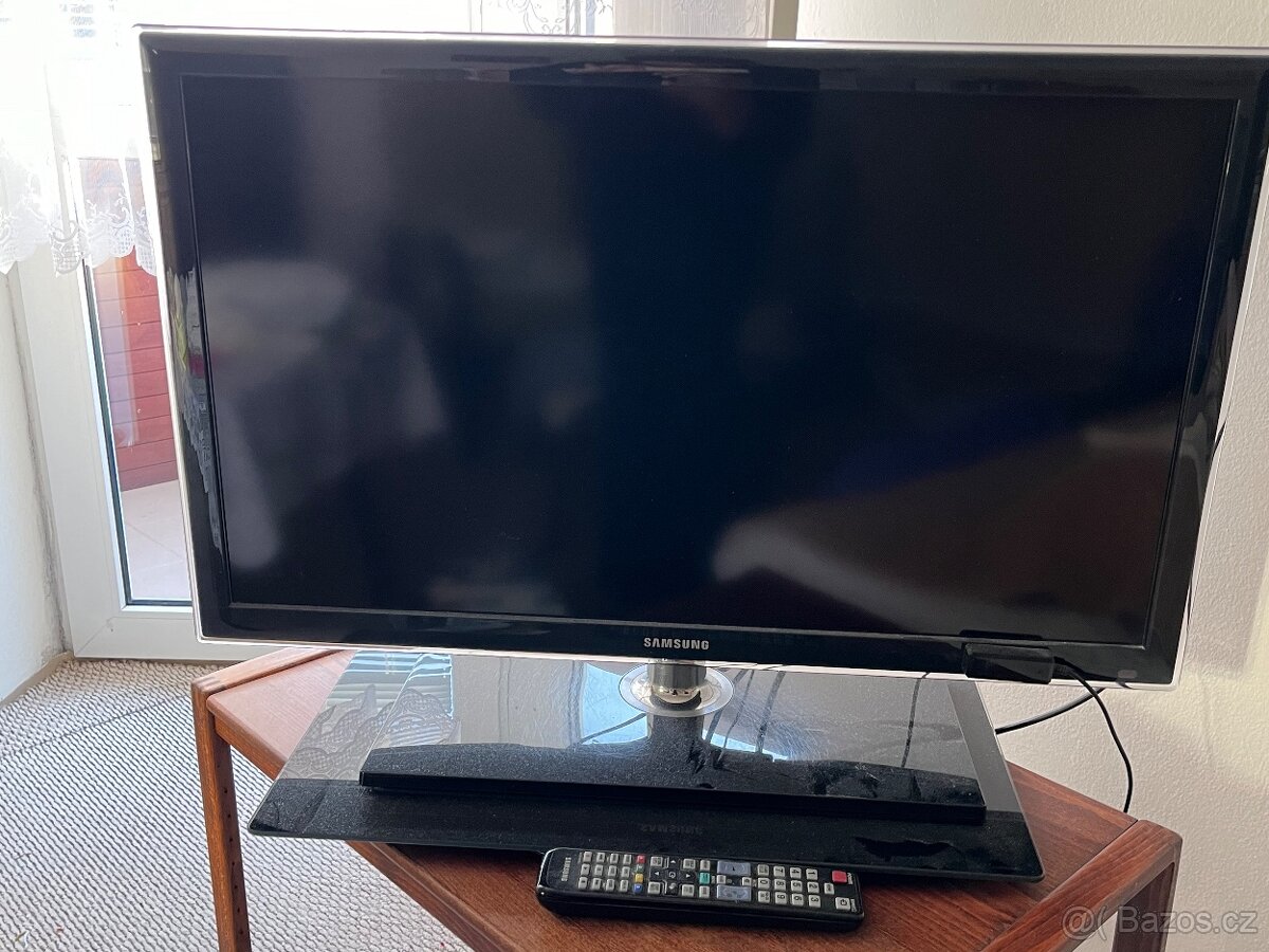 TV Samsung  a Cryptobox 702T