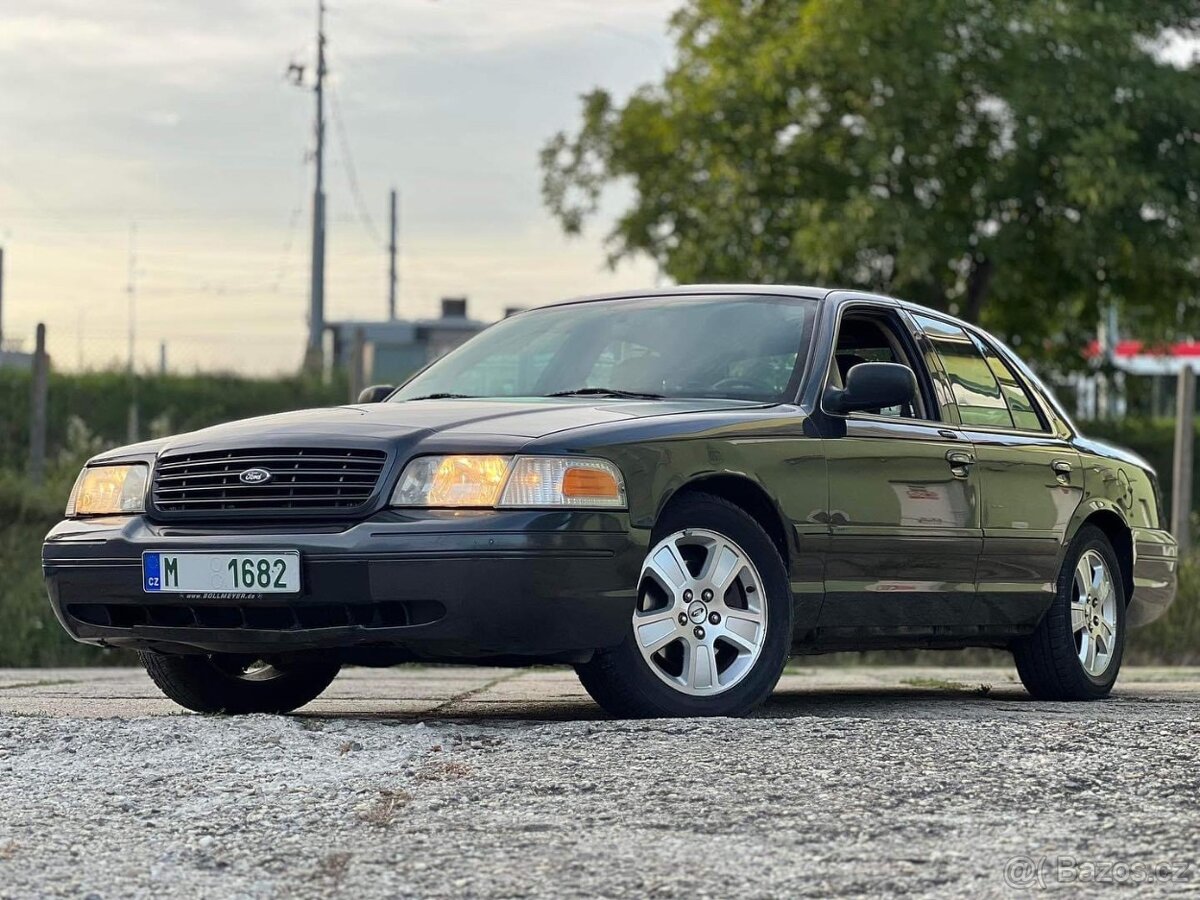 Ford Crown Victoria LX Sport LPG - sleva