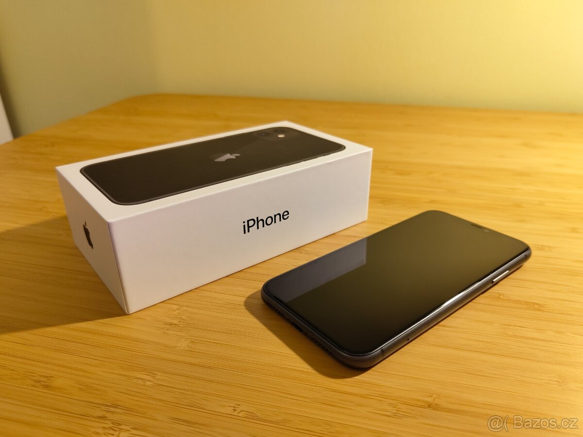 Apple iPhone 11 64GB Black, TOP stav