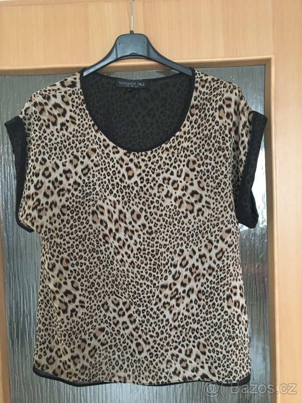 Leopardí top