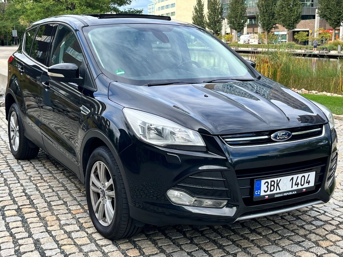 Ford Kuga 2.0TDCi 4x4 AUT VÝHŘEV KAMERA TAŽNÉ TOP STAV